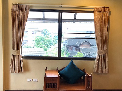Standard Family Fan Room