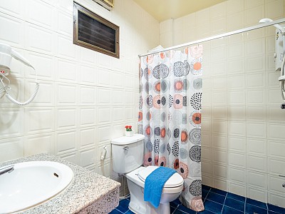 Standard Family Air Conditioning Room
