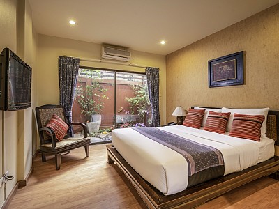 Superior With Mini Garden Room
