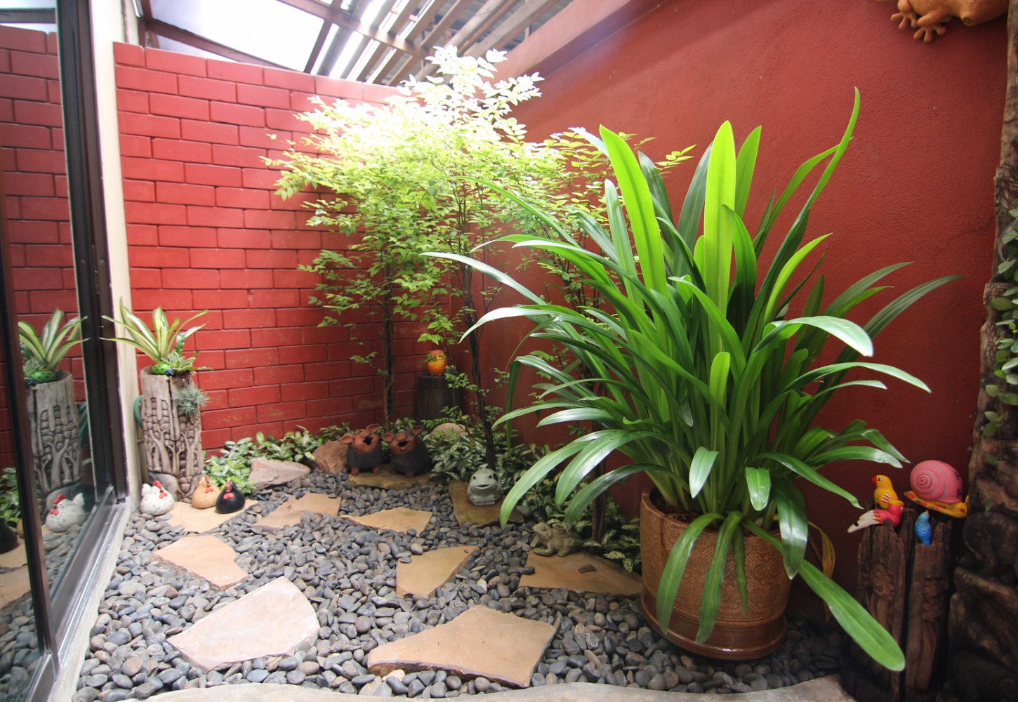 Superior With Mini Garden Room 